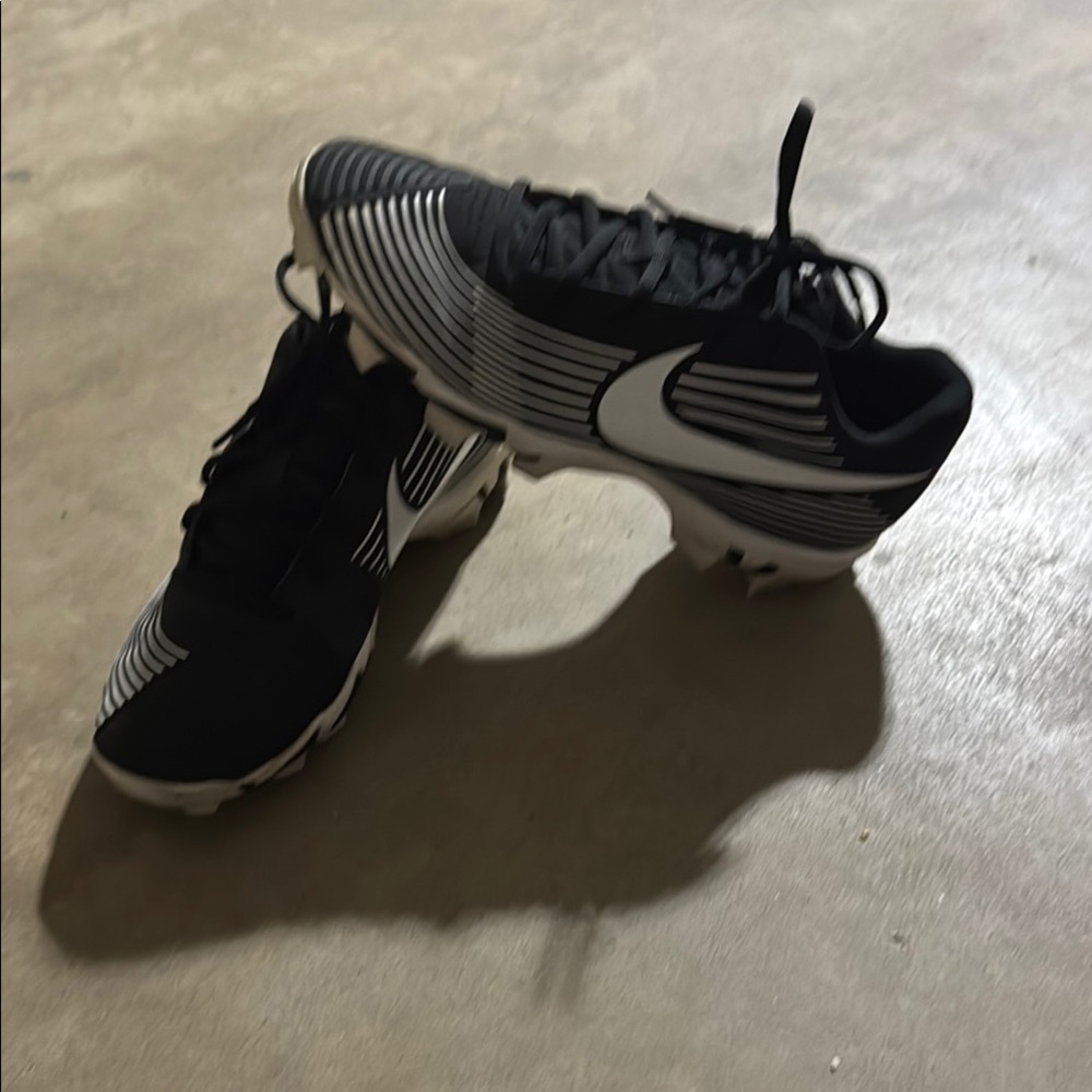 Nike Fast Flex Women Size 10 Softball Cleats A-07920-001 Preowned